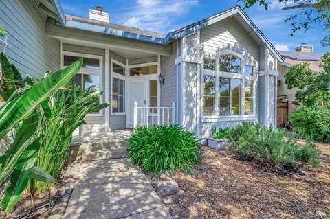 2345 Red Oak Dr, Santa Rosa, CA 95403