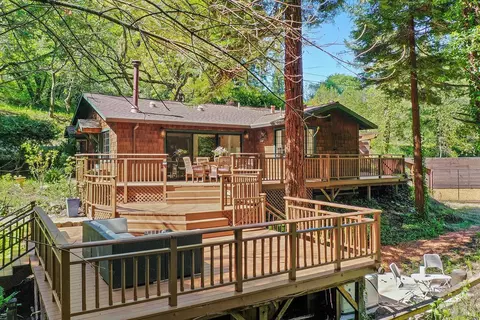 10149 Occidental Rd, Sebastopol, CA 95472