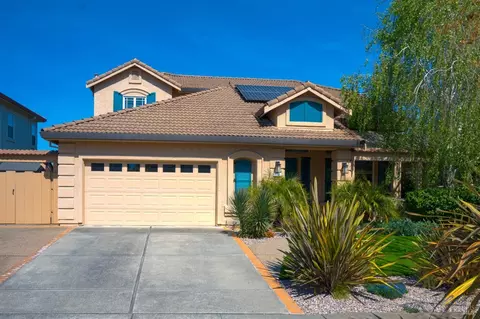 18 Hahnemann Ln, Napa, CA 94558