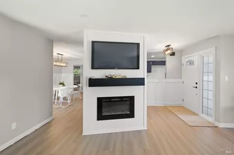 Other - 290 S 8th St, Dixon, CA 95620 photo 3 of 4