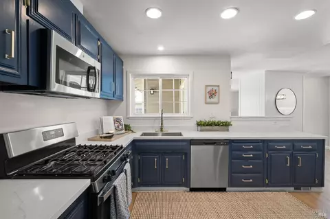Kitchen - 290 S 8th St, Dixon, CA 95620 photo 2 of 3