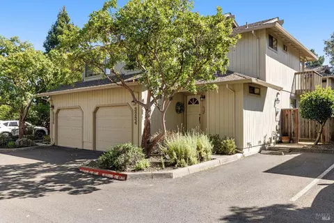 3234 Villa Ln, Napa, CA 94558