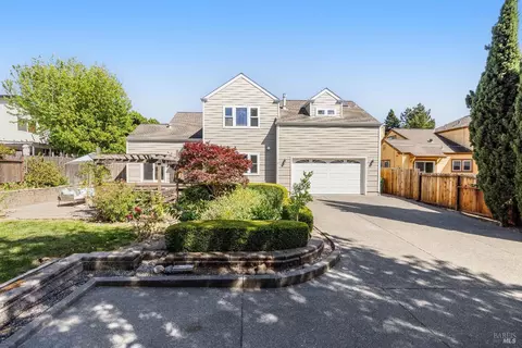 1553 Casa Grande Rd, Petaluma, CA 94954