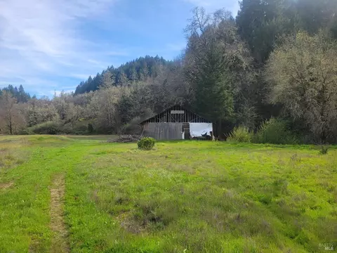 10681 Hearst Rd, Willits, CA 95490 photo 6