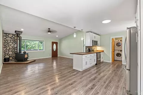 Kitchen - 46250 Iversen Dr, Gualala, CA 95445 photo 2 of 6