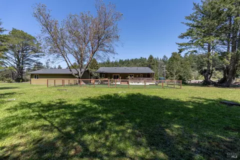 Exterior - 46250 Iversen Dr, Gualala, CA 95445 photo 5 of 24
