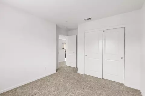 Bedroom - 230 Heritage Ln, Dixon, CA 95620 photo 4 of 5