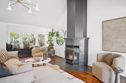Living - 95 Eldridge Ave, Mill Valley, CA 94941 photo 6 of 8