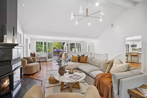Living - 95 Eldridge Ave, Mill Valley, CA 94941 photo 4 of 8