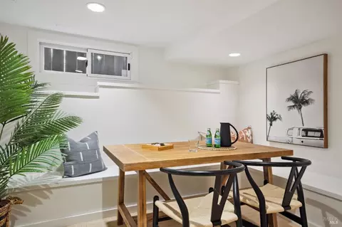 Dining - 95 Eldridge Ave, Mill Valley, CA 94941 photo 8 of 8