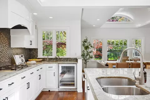 Kitchen - 95 Eldridge Ave, Mill Valley, CA 94941 photo 7 of 11