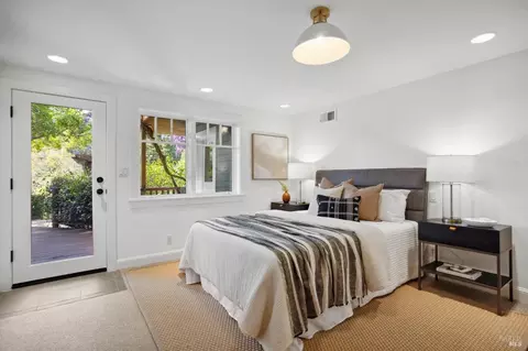 Bedroom - 95 Eldridge Ave, Mill Valley, CA 94941 photo 14 of 20
