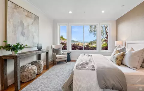 Bedroom - 112 Filbert Ave, Sausalito, CA 94965 photo 1 of 2