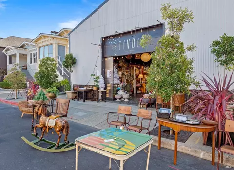 Exterior - 112 Filbert Ave, Sausalito, CA 94965 photo 7 of 9