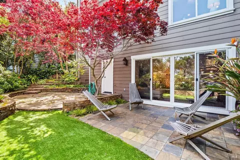 Exterior - 112 Filbert Ave, Sausalito, CA 94965 photo 2 of 9