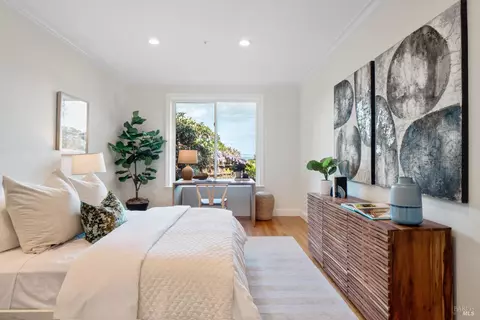 Bedroom - 112 Filbert Ave, Sausalito, CA 94965 photo 2 of 2
