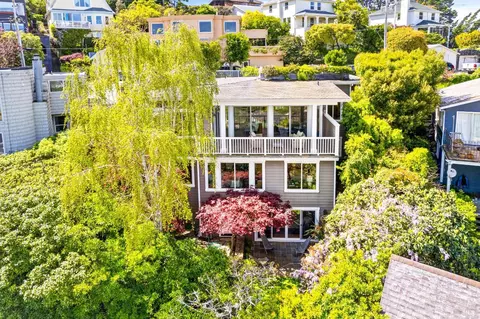 Exterior - 112 Filbert Ave, Sausalito, CA 94965 photo 6 of 9