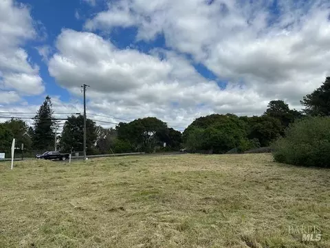 9500 Main St, Penngrove, CA 94951