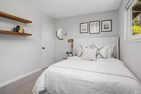Bedroom - 87 Paseo Way, Greenbrae, CA 94904 photo 3 of 3