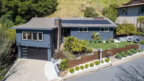 Exterior - 87 Paseo Way, Greenbrae, CA 94904 photo 17 of 19