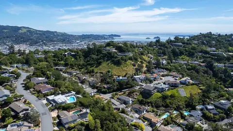 View/Area - 87 Paseo Way, Greenbrae, CA 94904 photo 5 of 5