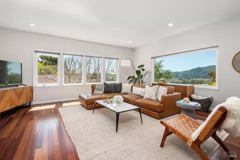 Living - 87 Paseo Way, Greenbrae, CA 94904 photo 2 of 6