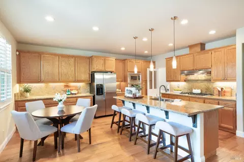 Kitchen - 1244 Pedroncelli Dr, Windsor, CA 95492 photo 2 of 6