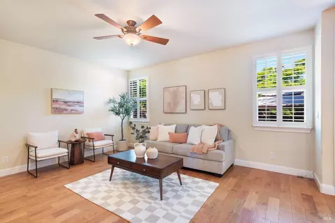 Living - 1244 Pedroncelli Dr, Windsor, CA 95492 photo 4 of 8