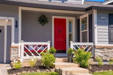 Exterior - 1244 Pedroncelli Dr, Windsor, CA 95492 photo 3 of 11