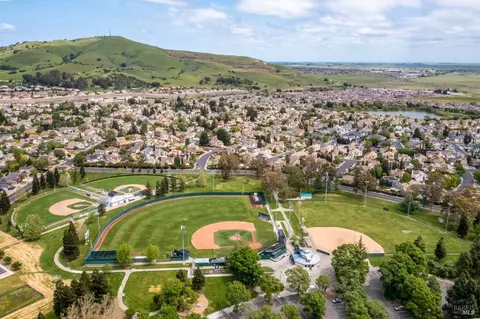 View/Area - 2917 Lakefront Ct, Fairfield, CA 94533 photo 9 of 9