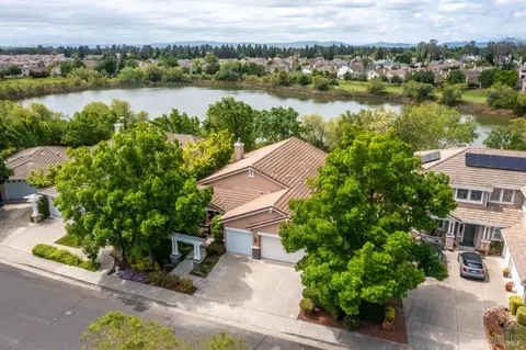 View/Area - 2917 Lakefront Ct, Fairfield, CA 94533 photo 6 of 9