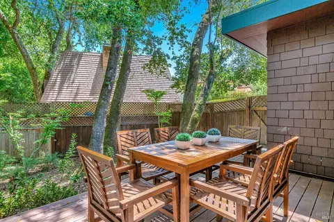 8 Esquire Ct, Novato, CA 94949 photo 38