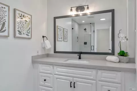 8 Esquire Ct, Novato, CA 94949 photo 25