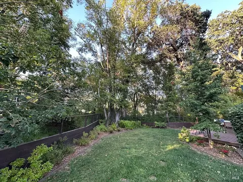 8 Esquire Ct, Novato, CA 94949 photo 60