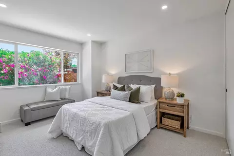 8 Esquire Ct, Novato, CA 94949 photo 28