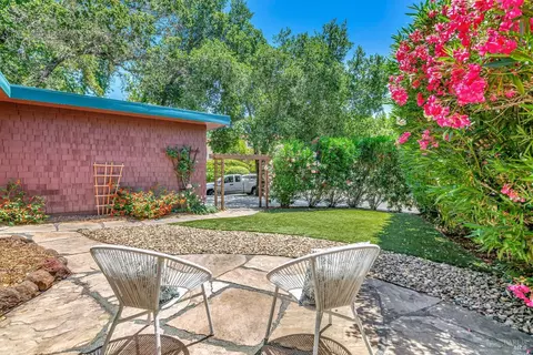8 Esquire Ct, Novato, CA 94949 photo 46