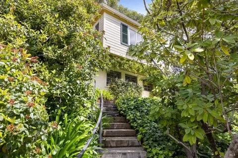 Exterior - 150 Eldridge Ave, Mill Valley, CA 94941 photo 4 of 15