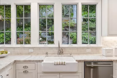 Kitchen - 150 Eldridge Ave, Mill Valley, CA 94941 photo 4 of 8