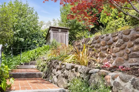 Exterior - 150 Eldridge Ave, Mill Valley, CA 94941 photo 3 of 15