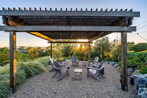 746 Dragonfly Ln, Healdsburg, CA 95448 photo 28