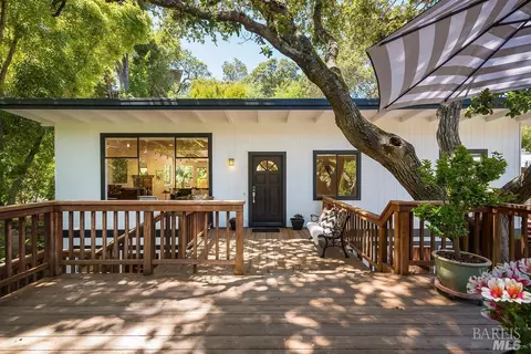 317 Sausalito St, Corte Madera, CA 94925