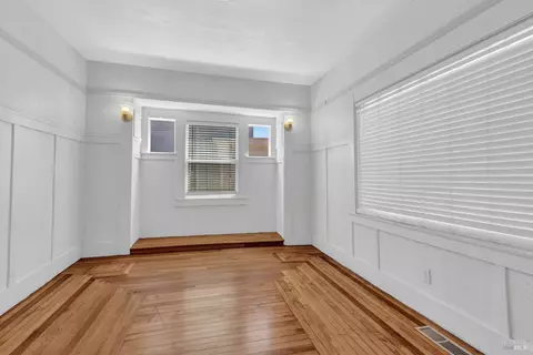 708 Alameda St, Vallejo, CA 94590 photo 17