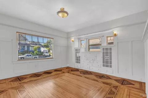 708 Alameda St, Vallejo, CA 94590 photo 8
