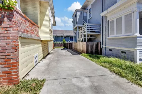 708 Alameda St, Vallejo, CA 94590 photo 25