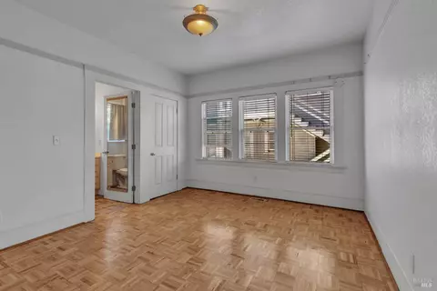 708 Alameda St, Vallejo, CA 94590 photo 22