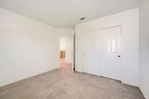 Bedroom - 836 Kells Cir, Vacaville, CA 95688 photo 2 of 5