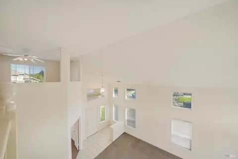 Living - 836 Kells Cir, Vacaville, CA 95688 photo 8 of 8