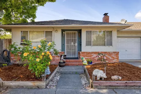 827 Mcminn Ave W #829, Santa Rosa, CA 95407