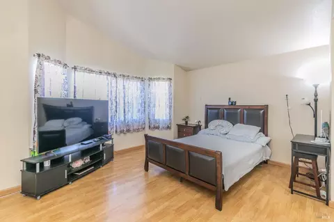 Bedroom - 832 Basalt Dr, Vallejo, CA 94589 photo 3 of 6