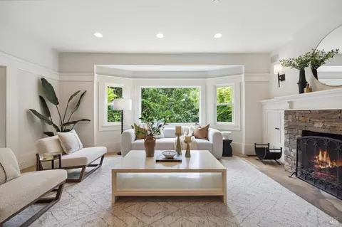 114 Barber Ave, San Anselmo, CA 94960